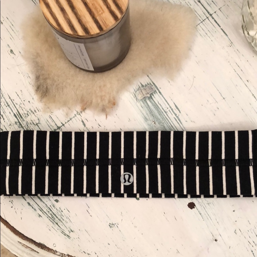 4 Lululemon headbands